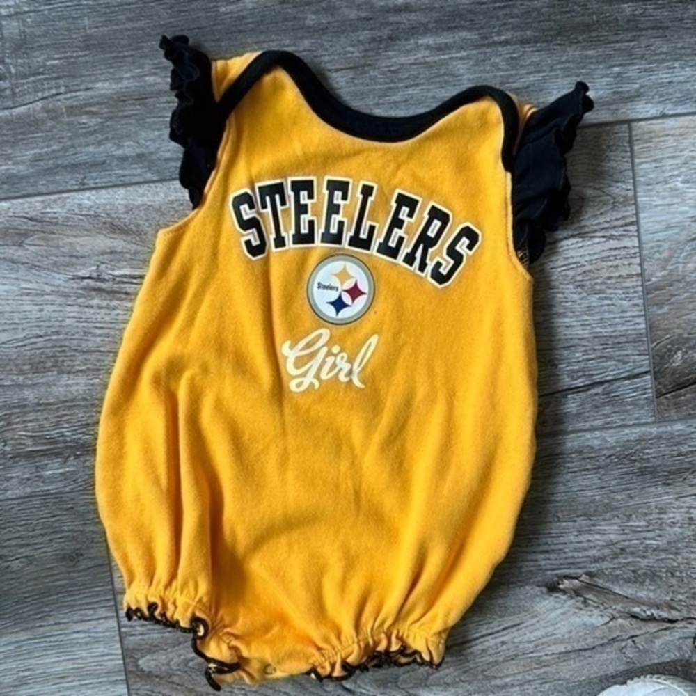 NFL romper baby 3-6 month Steelers Golden yellow and black